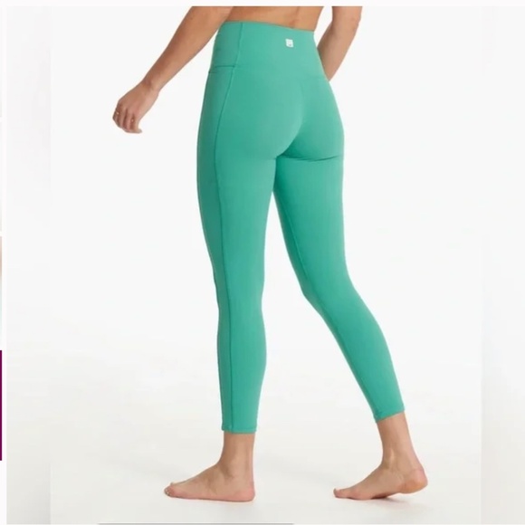 VUORI studio pocket LIGHT MINT GREEN cropped yoga workout leggings S - Picture 2 of 12